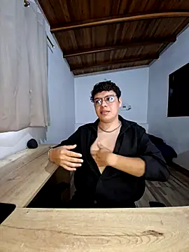 Webkamerová show LiamRoi