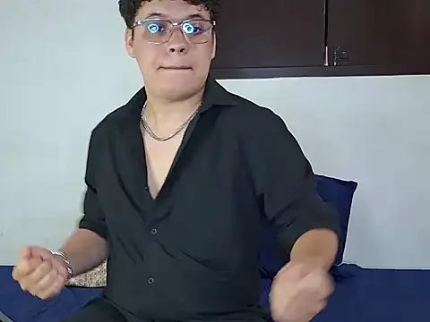 LiamRoin Webbikameraesitys