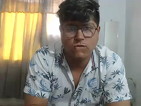 sharly14n Webbikameraesitys