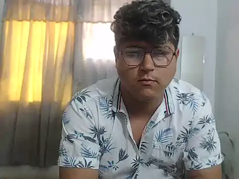 sharly14 webkamerás műsora