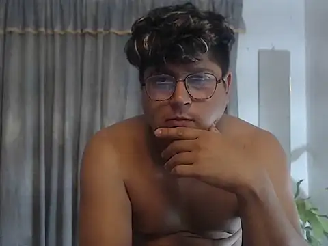 Show de sharly14 na webcam