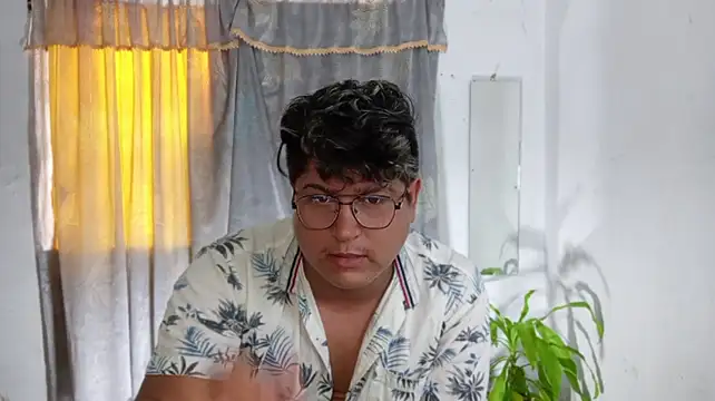 sharly14n Webbikameraesitys
