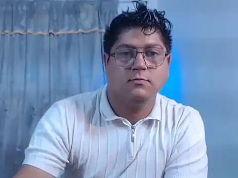 sharly14n Webbikameraesitys