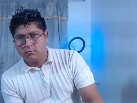 sharly14 Webcamshow