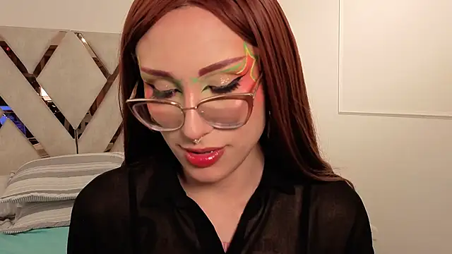 auravg Show in webcam