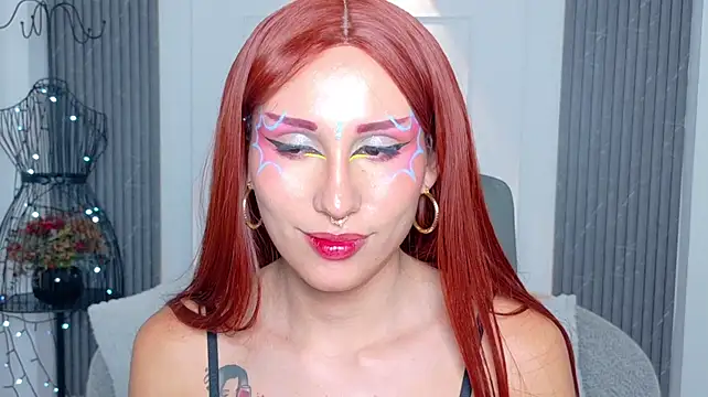 Show modela auravg na web-kameri
