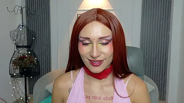 auravg Show in webcam