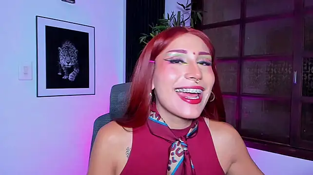 auravg Show in webcam