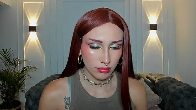 Show modela auravg na web-kameri