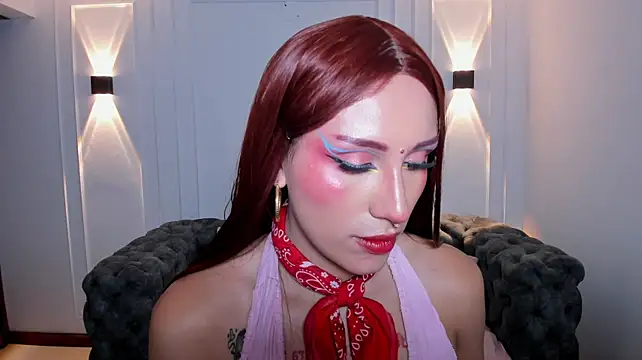 auravg Show in webcam