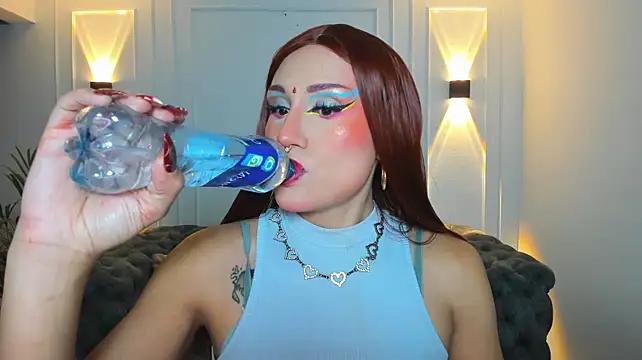auravg Show in webcam