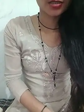 Hot_Riya_999 Webcam-Show
