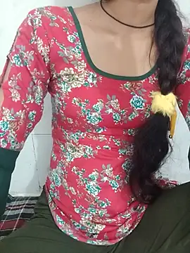 Hot_Riya_999 – Kamerová šou