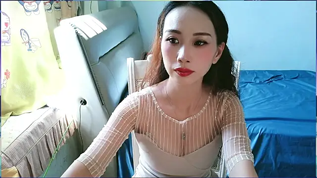 Q-Lisa Adlı Modelin Canlı XXX Sohbeti