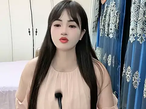 sjsibi 即時 XXX 聊天