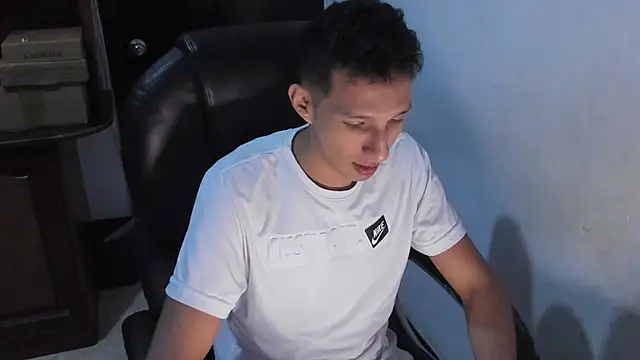 AlphaMarco Webcam Show
