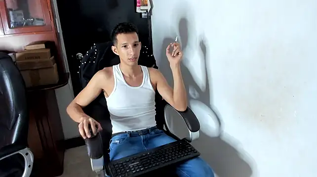 AlphaMarco – webcam-show