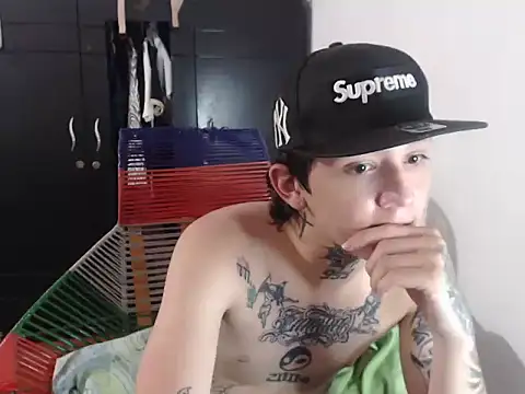 nick_boystraight Шоу с уебкамера