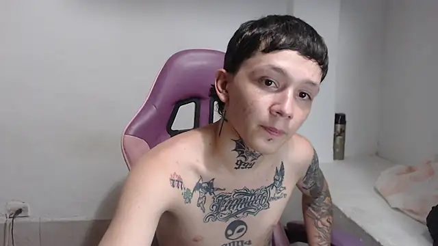 nick_boystraight – webcam-show