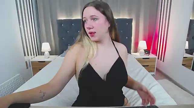 AliceBrook_ XXX чат на живо