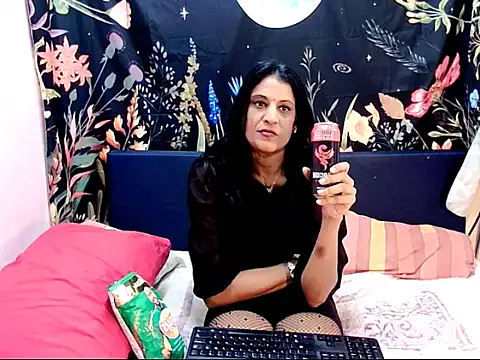 indiansexcsmile4u 在線直播表演