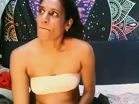 indiansexcsmile4u's Webcam Show