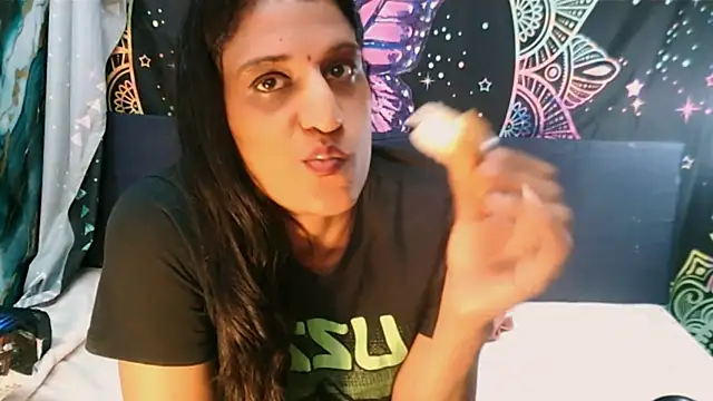indiansexcsmile4u Webcam-Show