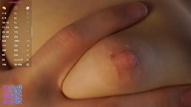 CaroleeMir 网络视讯表演