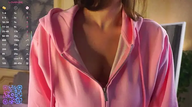 CaroleeMirn Webbikameraesitys