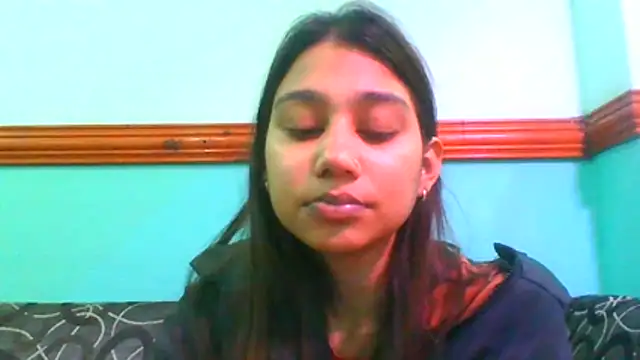 prettysmileaaliyah Show Webcam