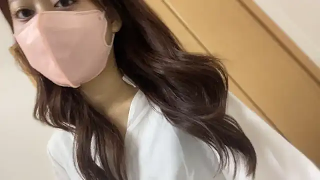 kana_kana_tan's Live XXX Chat