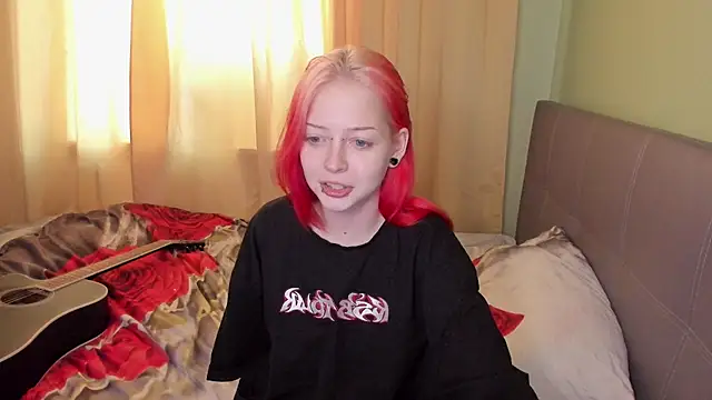 PetiteLia_ – Live XXX-chat