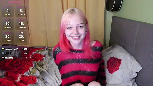 PetiteLia_'s Live XXX Chat