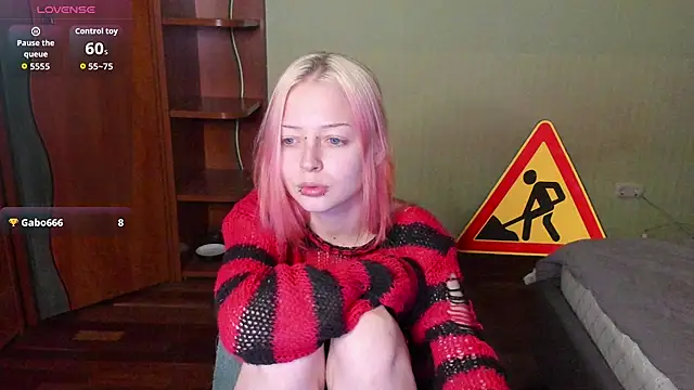 PetiteLia_'s Live XXX Chat