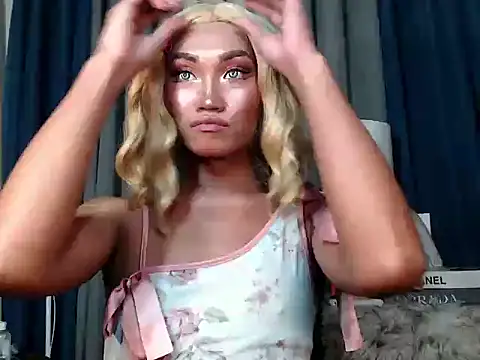 queen_serifina1 在線直播表演