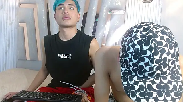 Nico_SantiHot_CS webcam show