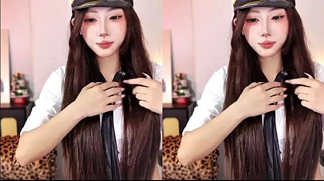 دردشة Dolly__Baby الجنسية المباشرة
