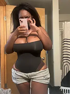 Sweetcheeksxoxo – webcam-show
