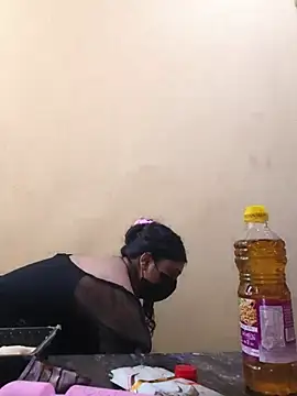 Arit_LOVE 在線直播表演