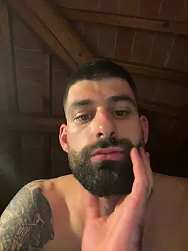 jonnibravo97 Webcam Show
