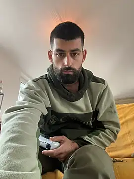 jonnibravo97 webkamerás műsora