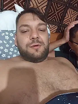 ionutflori12 Webcam show