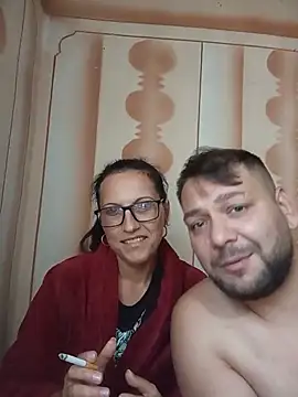 ionutflori12 Webcam show