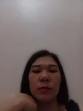 Mi-Linna 在線直播表演