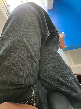 Bull_young2n Webbikameraesitys