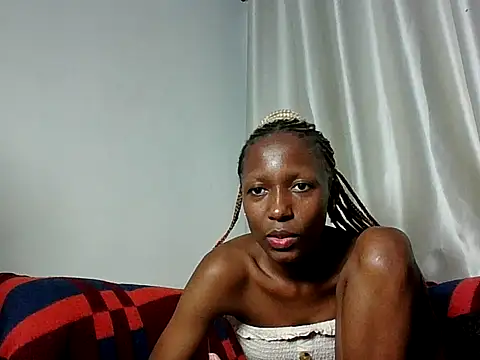 pretty_doll04 Show in webcam