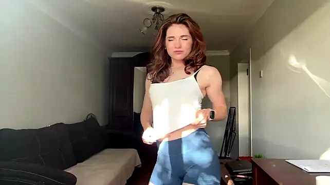 AlinaFinalgon Show in webcam