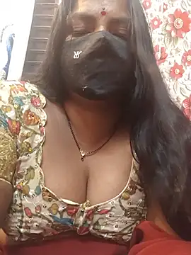 Sravanthi-bb's Webcam Show