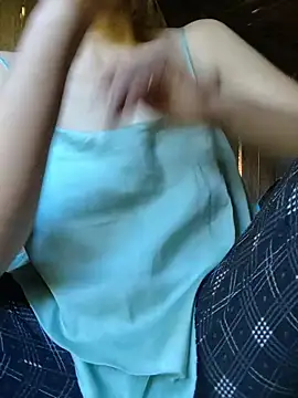 Maiiemmie Pertunjukan Webcam