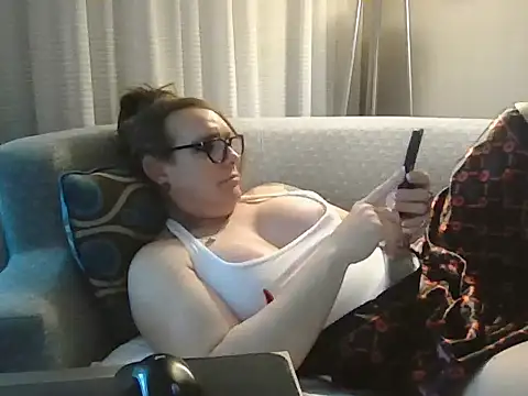 צ'אט XXX בשידור חי של redladyblossom